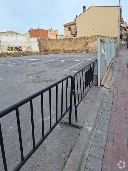 Avenida España, 21 - 25, El Molar, Madrid à vendre - Photo du bâtiment - Image 3 de 3