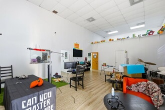 74 SW 12th Ave, Dania, FL à louer Photo intérieure- Image 1 de 8