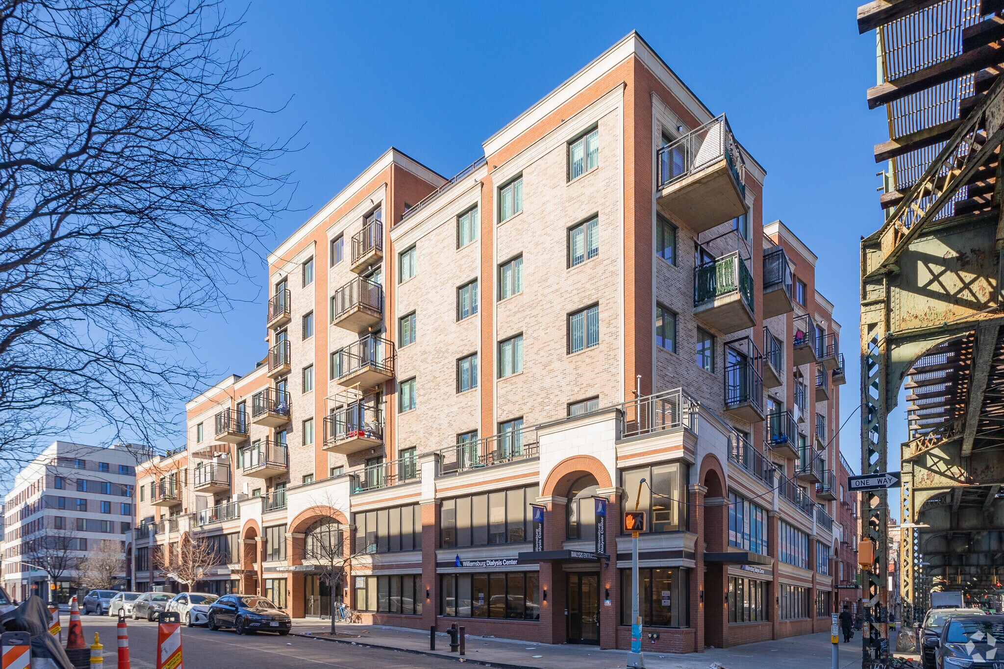 89 Bartlett St, Brooklyn, NY for lease Primary Photo- Image 1 of 6