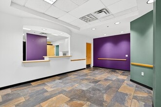 2222 E Highland Ave, Phoenix, AZ for lease Interior Photo- Image 1 of 11