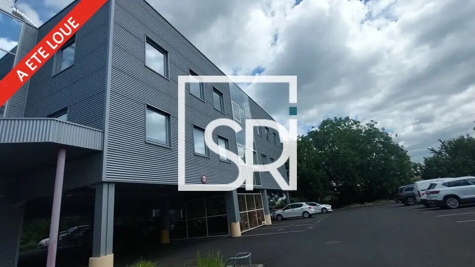 Bureau dans Clermont-Ferrand à louer - Photo du bâtiment - Image 2 de 18