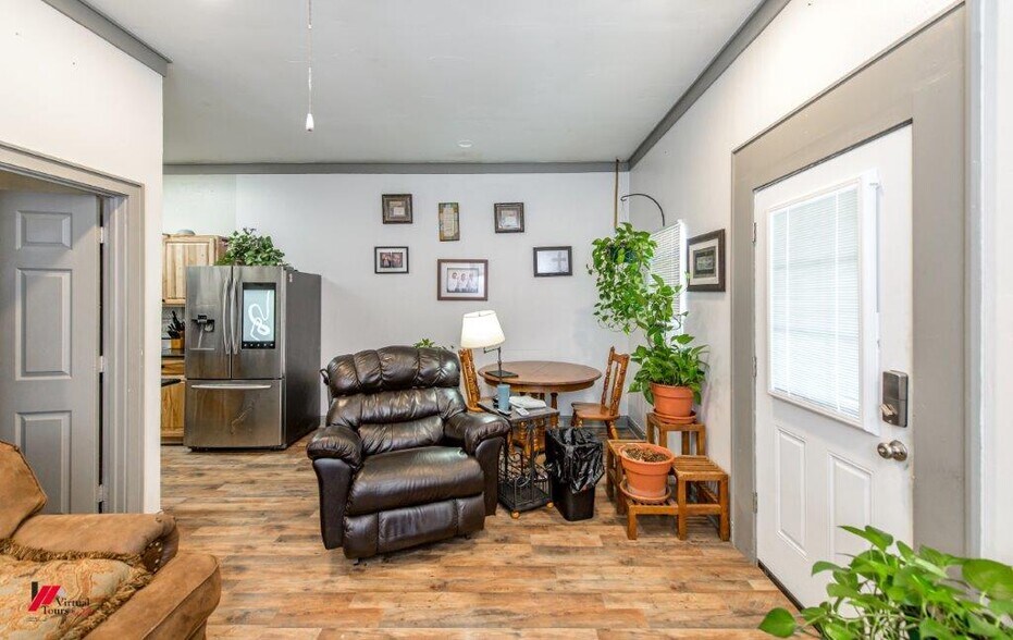 102 Gray St, Henderson, TX à vendre - Photo intérieure - Image 3 de 18