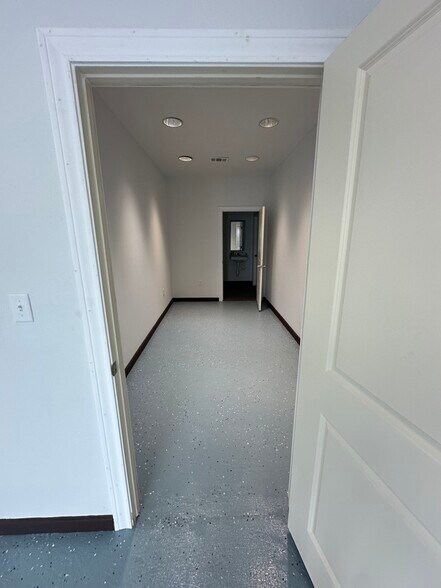 2403 Galveston Ave, Pearland, TX à louer - Photo du bâtiment - Image 3 de 6