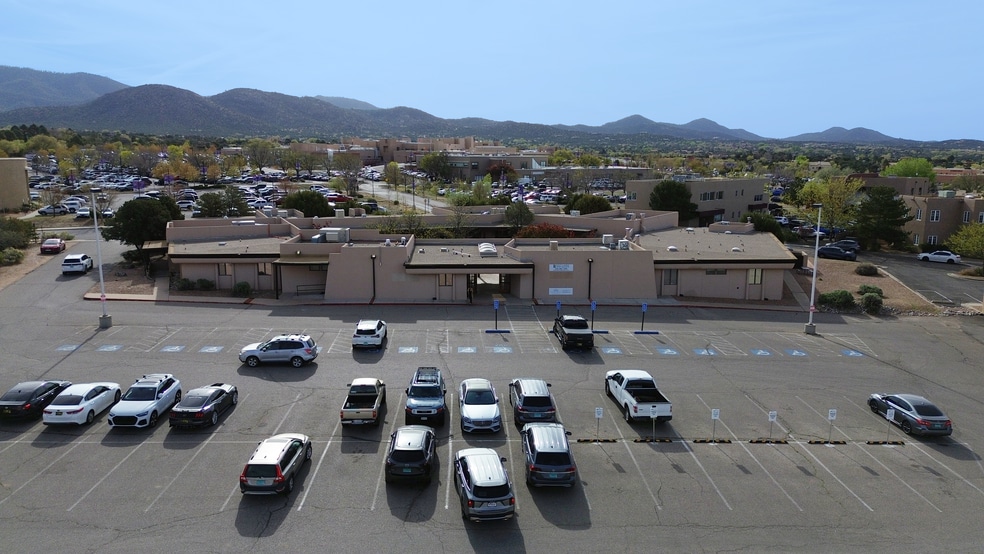 1650 Hospital Dr, Santa Fe, NM for sale - Building Photo - Image 2 of 14