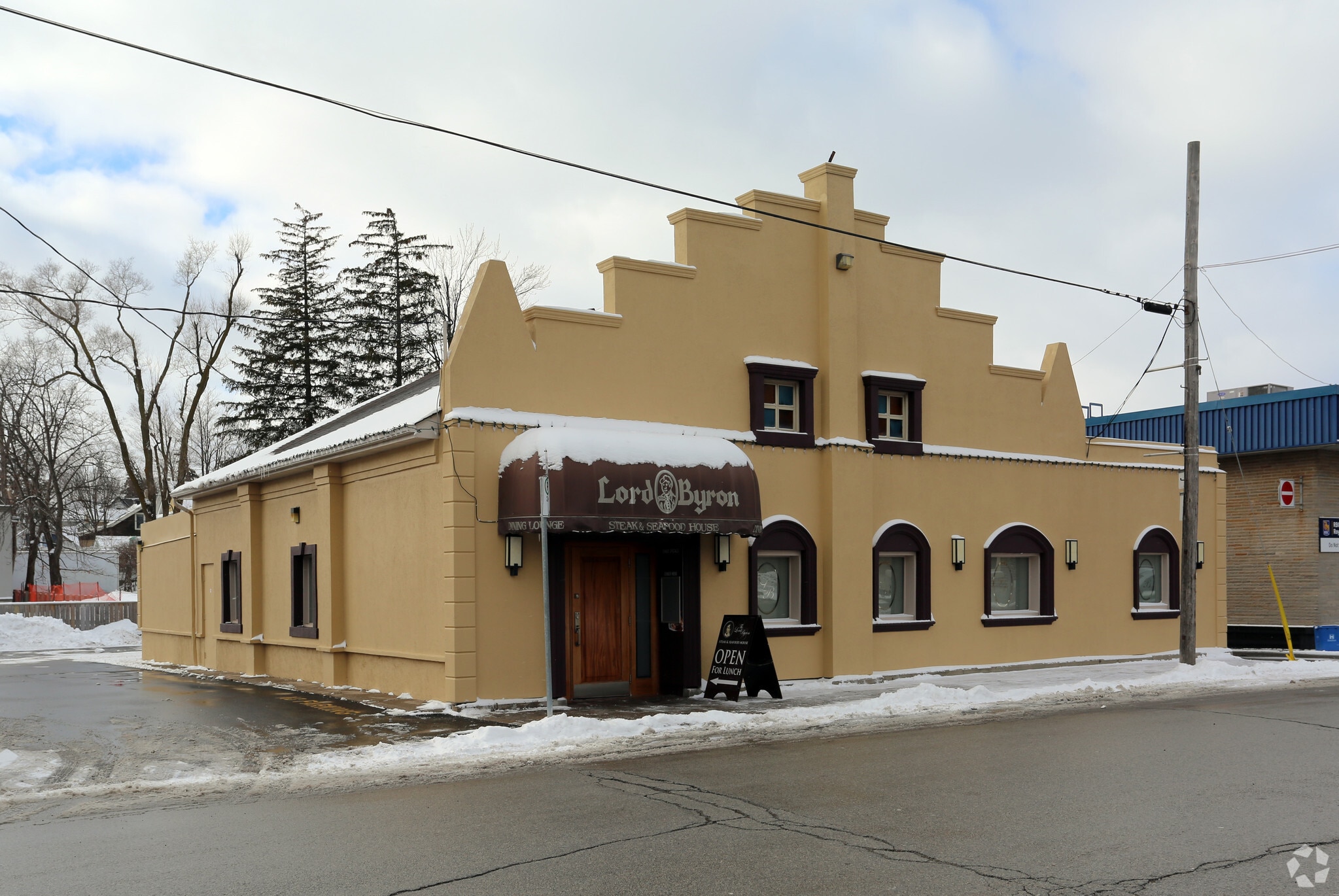 10 Main St S, Hamilton, ON for sale Primary Photo- Image 1 of 1