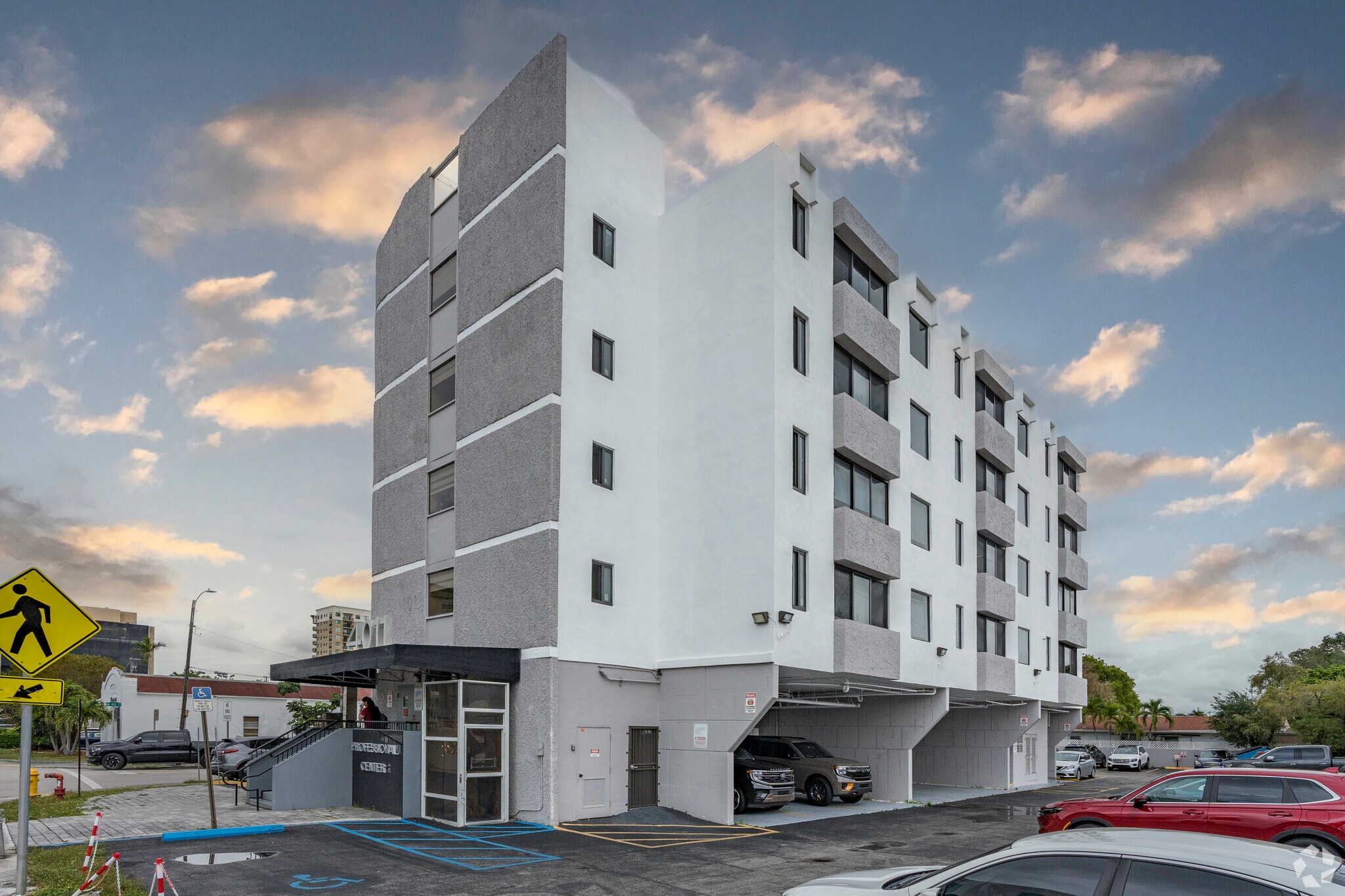 4011 W Flagler St, Miami, FL for sale Primary Photo- Image 1 of 14