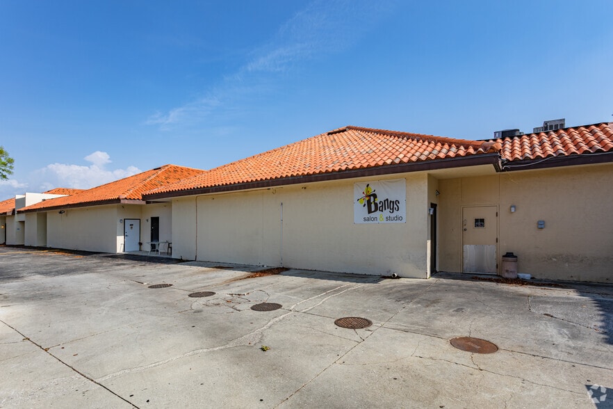 4910 Tamiami Trl N, Naples, FL for lease - Building Photo - Image 2 of 8