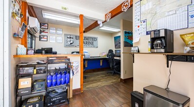 2720 E Lakin Dr, Flagstaff, AZ for lease Interior Photo- Image 2 of 3