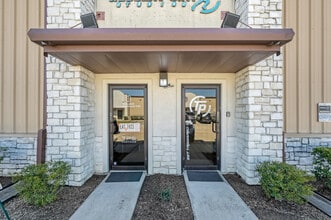 26797 Hanna Rd, Conroe, TX à louer Photo du bâtiment- Image 1 de 20