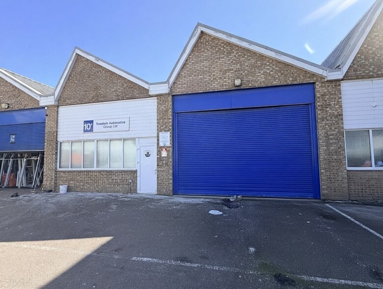 Leagrave Rd, Luton for lease - Building Photo - Image 2 of 16