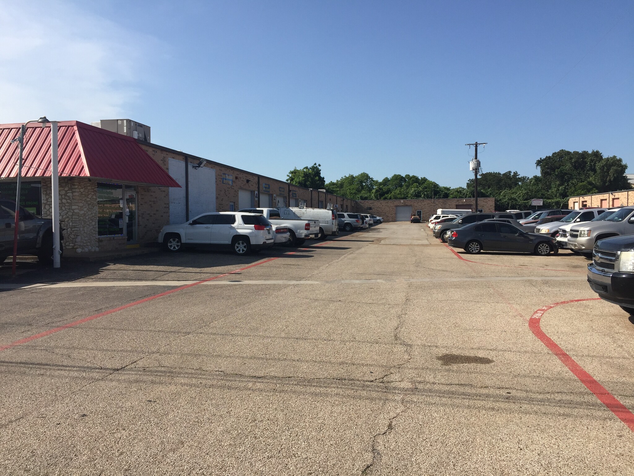 1922 W Pioneer Pky, Pantego, TX for sale Building Photo- Image 1 of 1