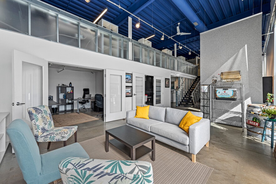 3457 Ringsby Ct, Denver, CO for lease - Interior Photo - Image 2 of 33