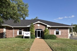 11428-11432 Tesson Ferry Rd, Saint Louis, MO for lease Building Photo- Image 1 of 5