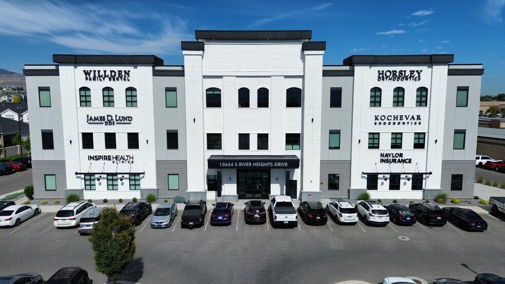 10654 S River Heights Dr, South Jordan, UT for lease - Building Photo - Image 2 of 4