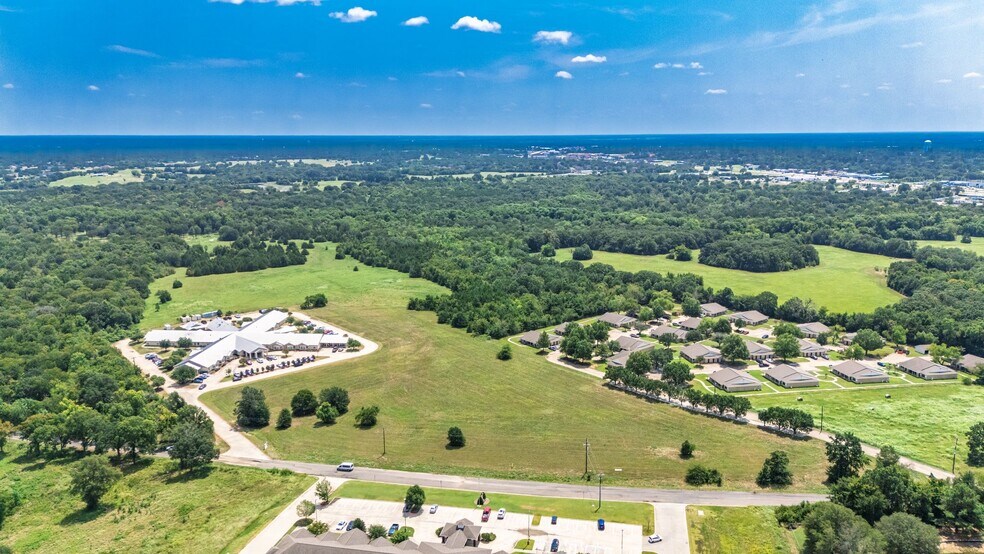 83 ac Stillhouse Rd, Paris, TX à vendre - Photo du bâtiment - Image 2 de 29
