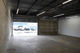 272 NW 1st St, Deerfield Beach, FL for lease Interior Photo- Image 2 of 2