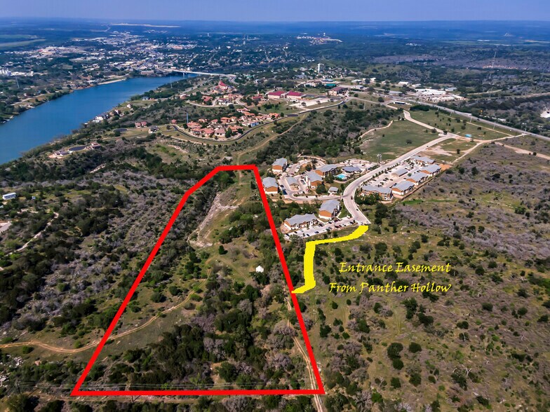 550 Jackson Rd, Marble Falls, TX à vendre - Photo du bâtiment - Image 2 de 28