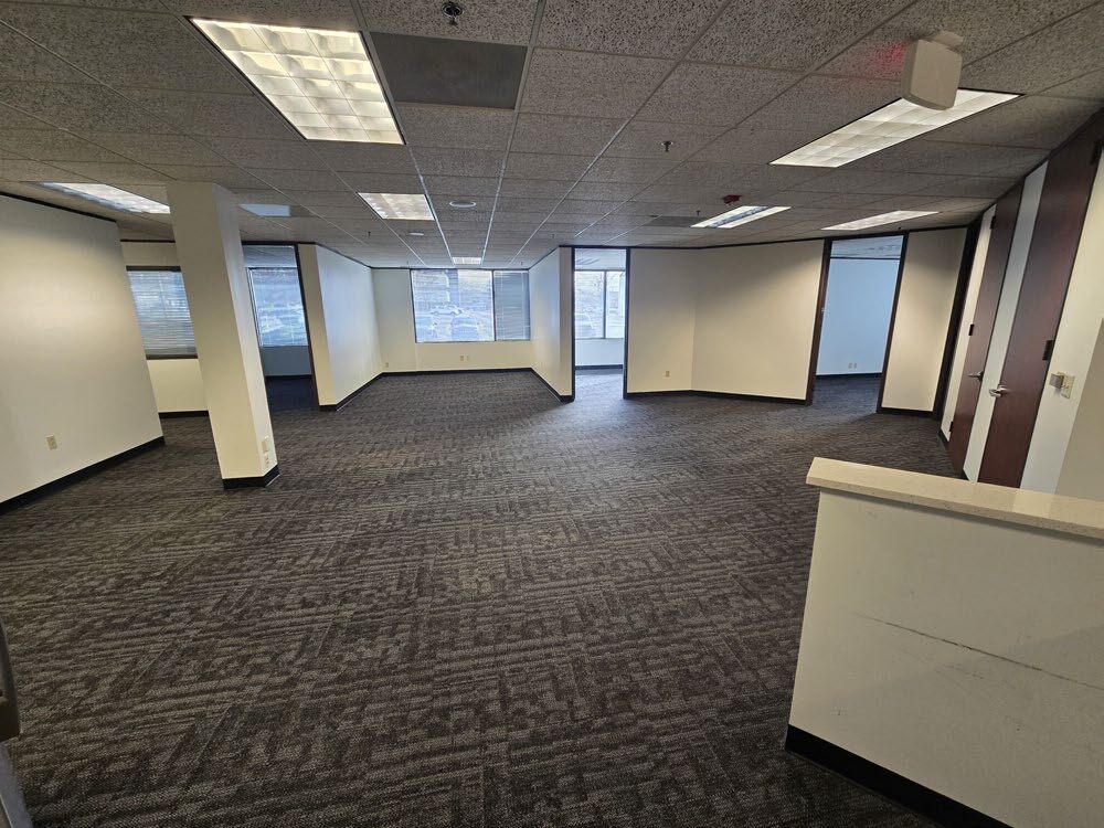 6700 Antioch Rd, Merriam, KS for lease Interior Photo- Image 1 of 8