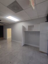 3455 N Desert Dr, East Point, GA à louer Photo intérieure- Image 1 de 23