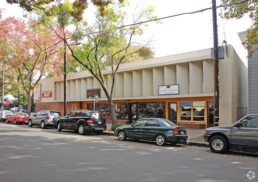 1009 22nd St, Sacramento, CA à louer - Photo du bâtiment - Image 3 de 5