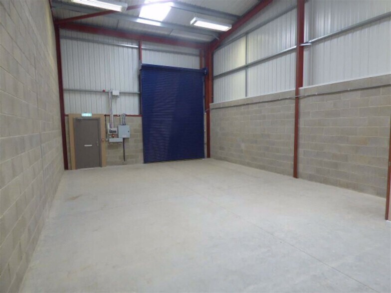 1-10 Tanyard Rd, Huddersfield à louer - Photo intérieure - Image 2 de 2