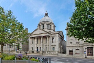 Plus de détails pour Rosmount Viaduct, Aberdeen - Spécialité à vendre