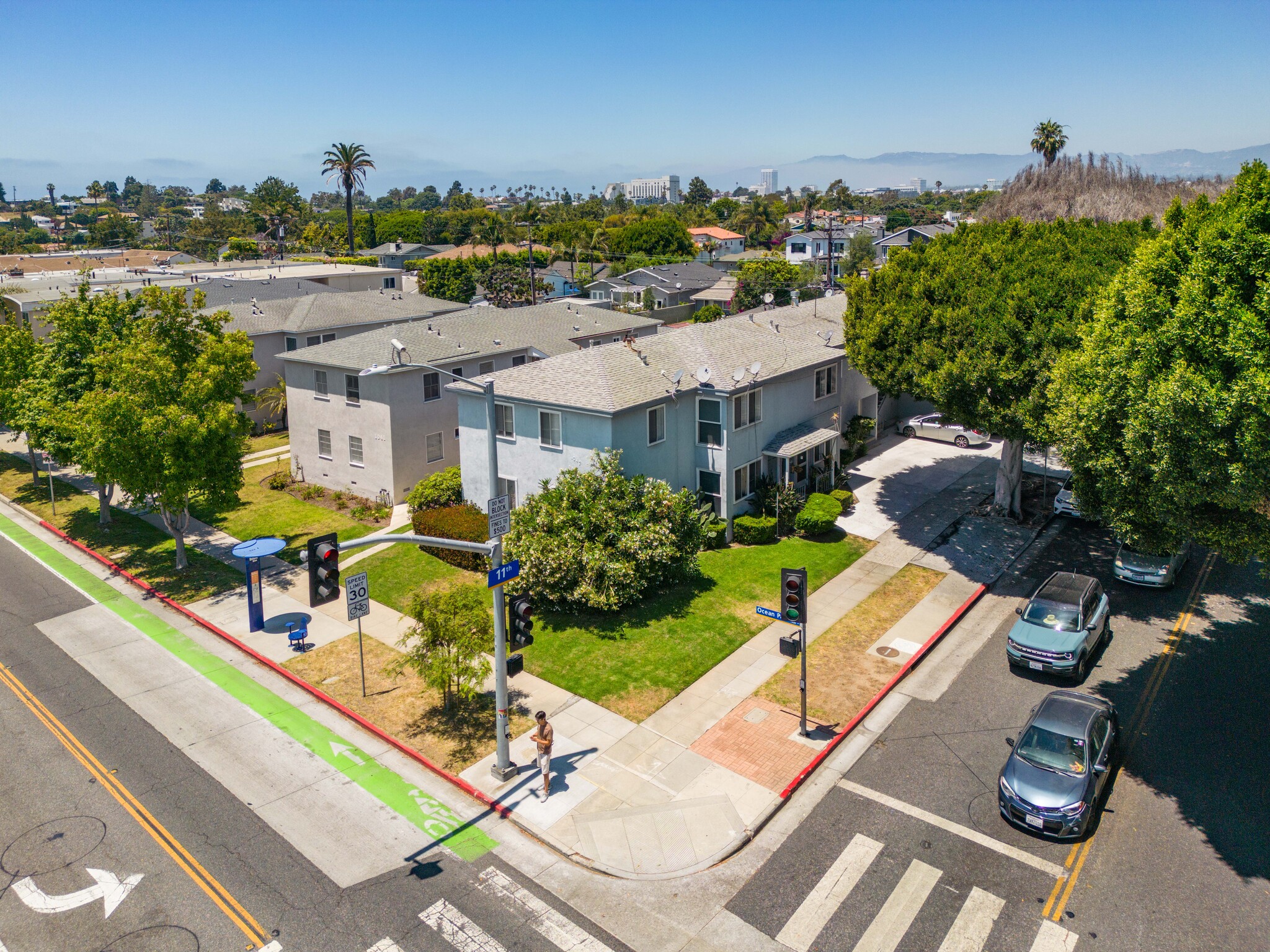 1047 Ocean Park Blvd, Santa Monica, CA à vendre Photo du bâtiment- Image 1 de 1