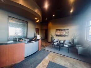 2631 Packerland Dr, Green Bay, WI for lease Interior Photo- Image 2 of 8