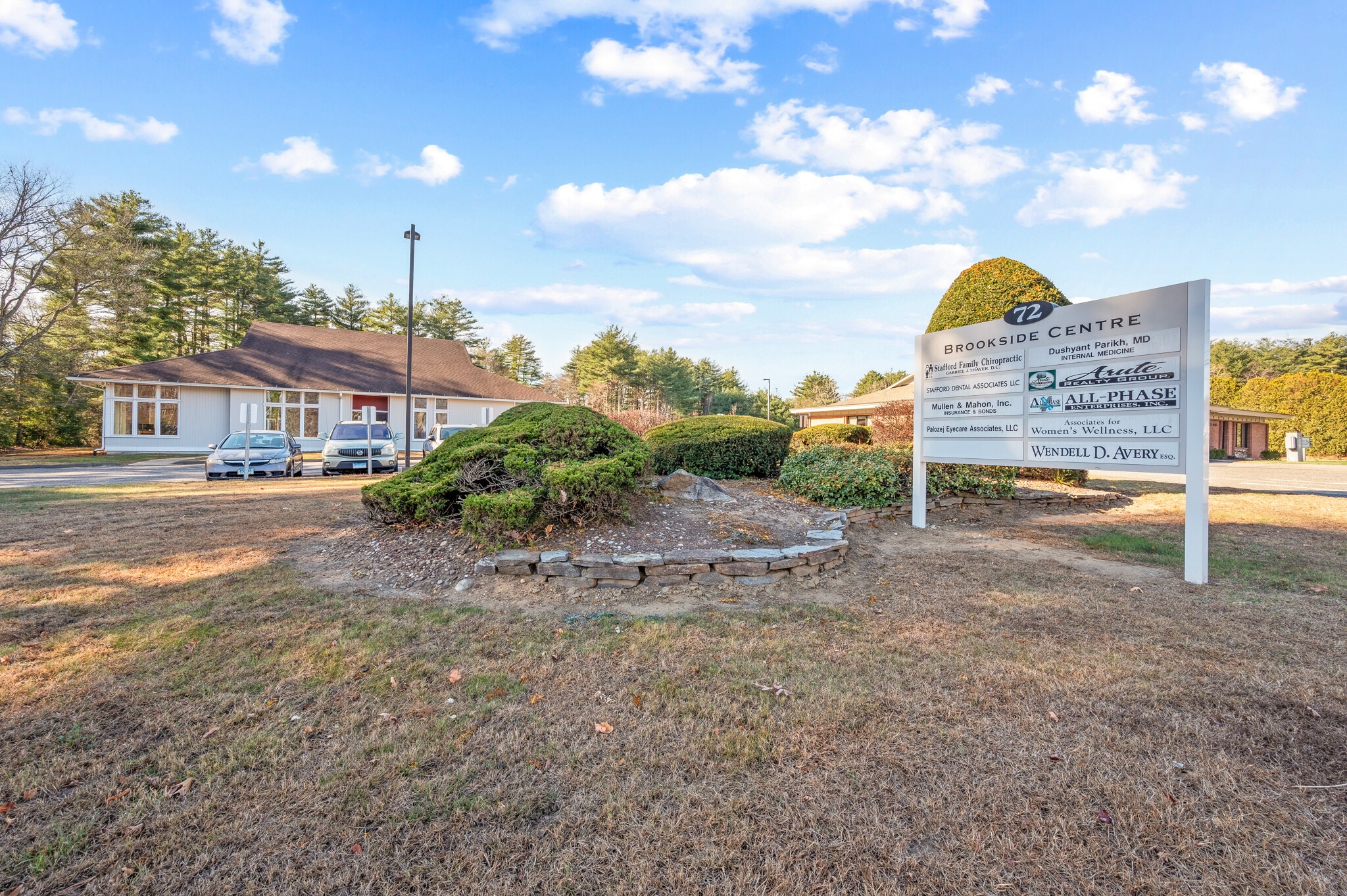72 W Stafford Rd, Stafford Springs, CT for sale Primary Photo- Image 1 of 17