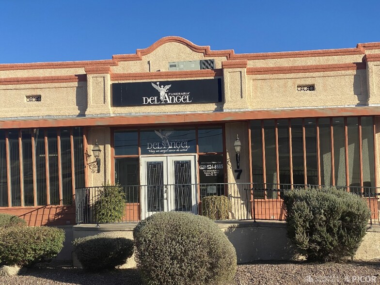 7 E University Blvd, Tucson, AZ à vendre - Photo du bâtiment - Image 2 de 6