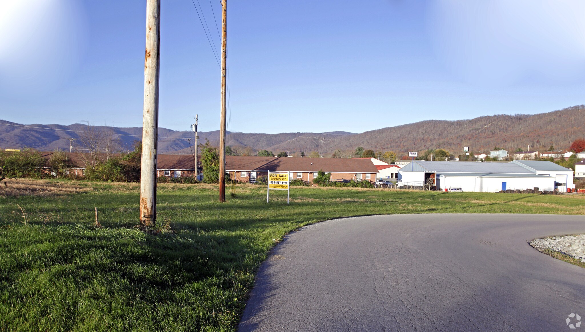Mt Perkins Lane, LaFollette, TN à vendre Photo principale- Image 1 de 8