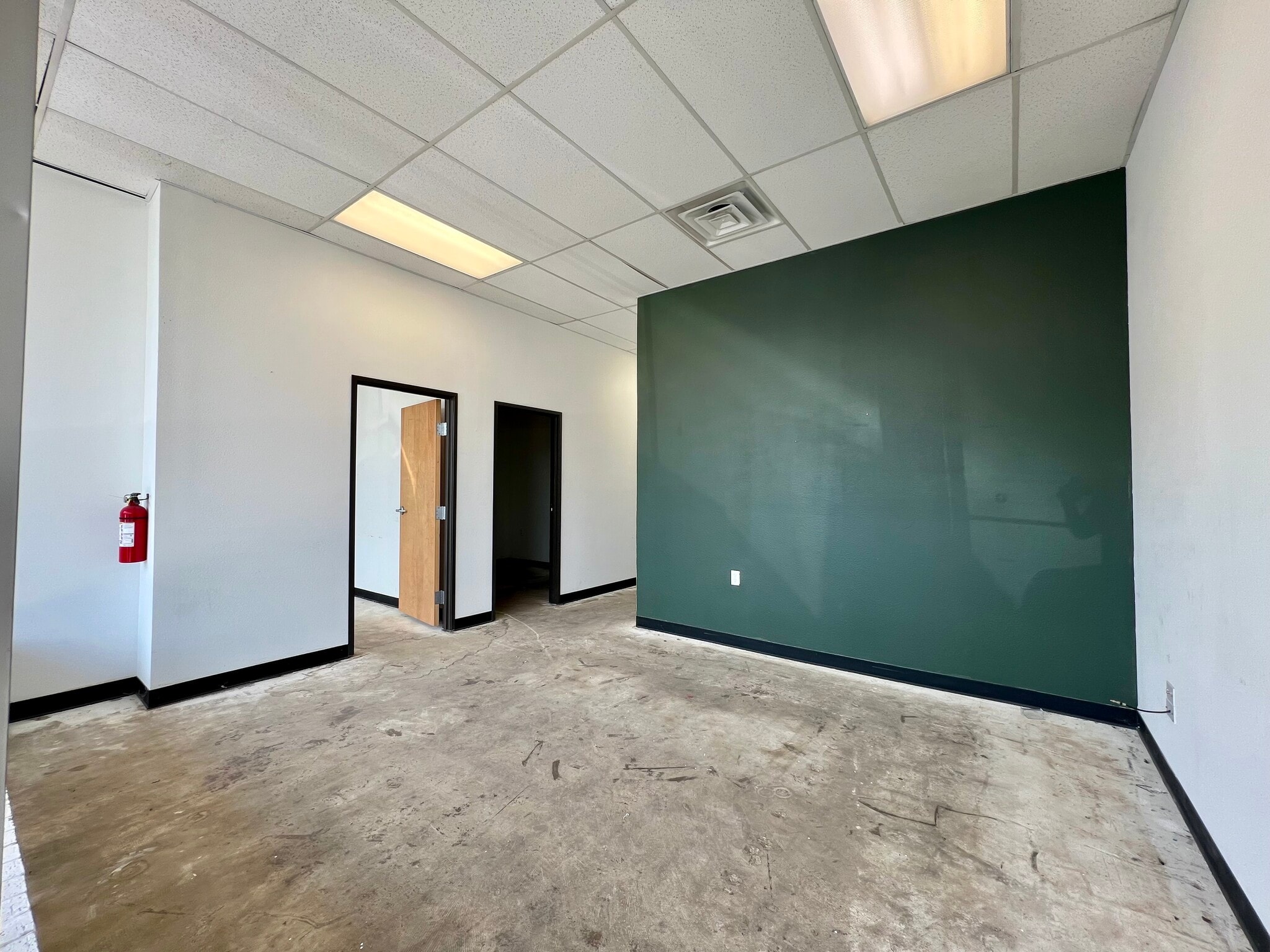 1402-1418 S Main St, Weatherford, TX à louer Photo intérieure- Image 1 de 5