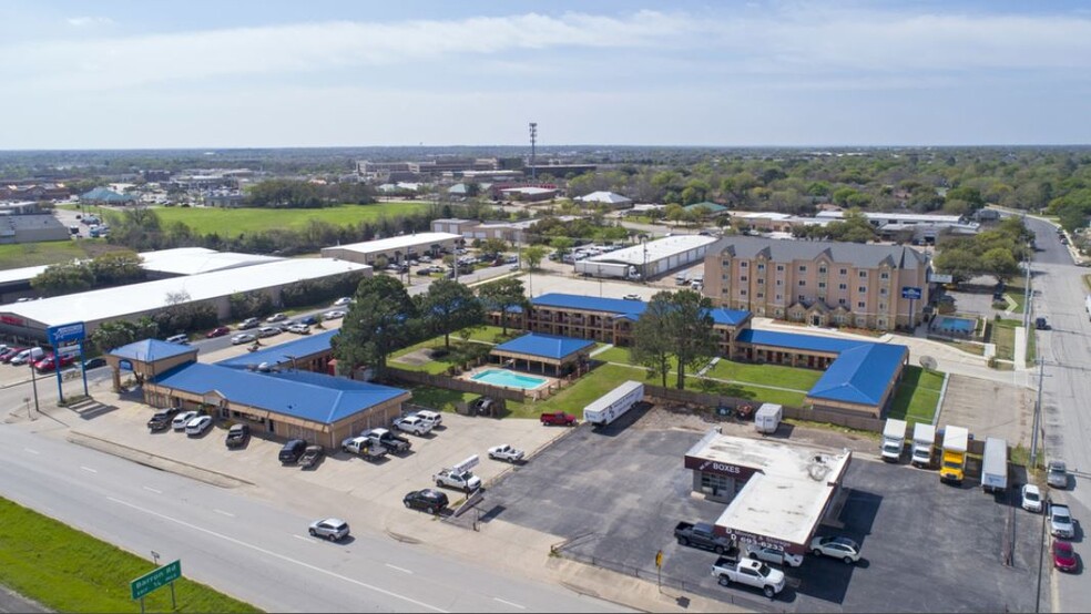 3702 State Highway 6 S, College Station, TX for sale - Building Photo - Image 1 of 1