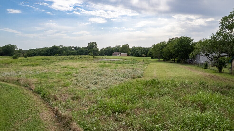 2301 S Highway 77, Pauls Valley, OK à vendre - Photo du bâtiment - Image 2 de 36