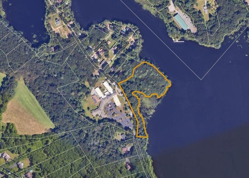 175 Log Road, Smithfield, RI à vendre - Photo principale - Image 1 de 2