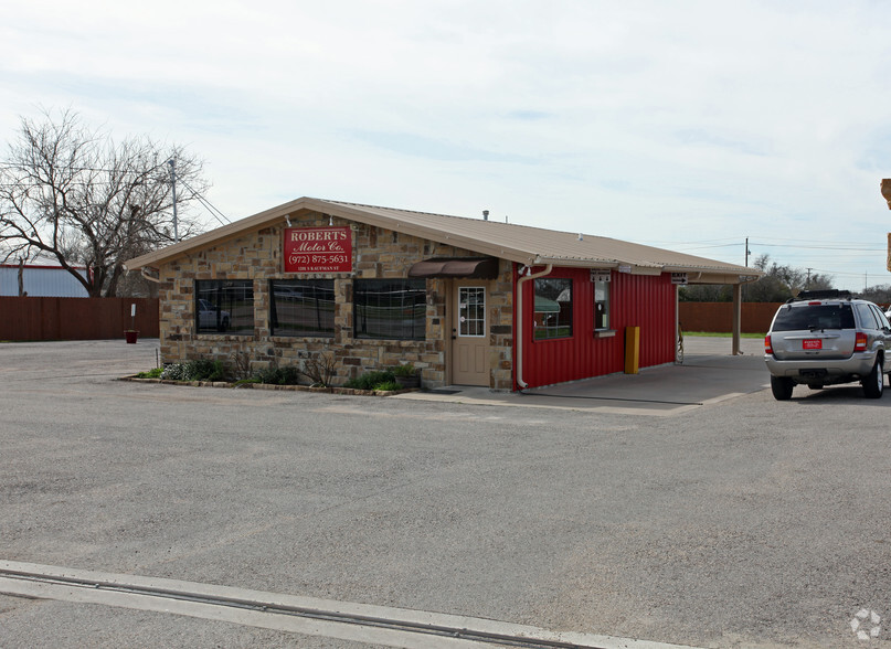 1201 S Kaufman St, Ennis, TX à vendre - Photo principale - Image 1 de 1