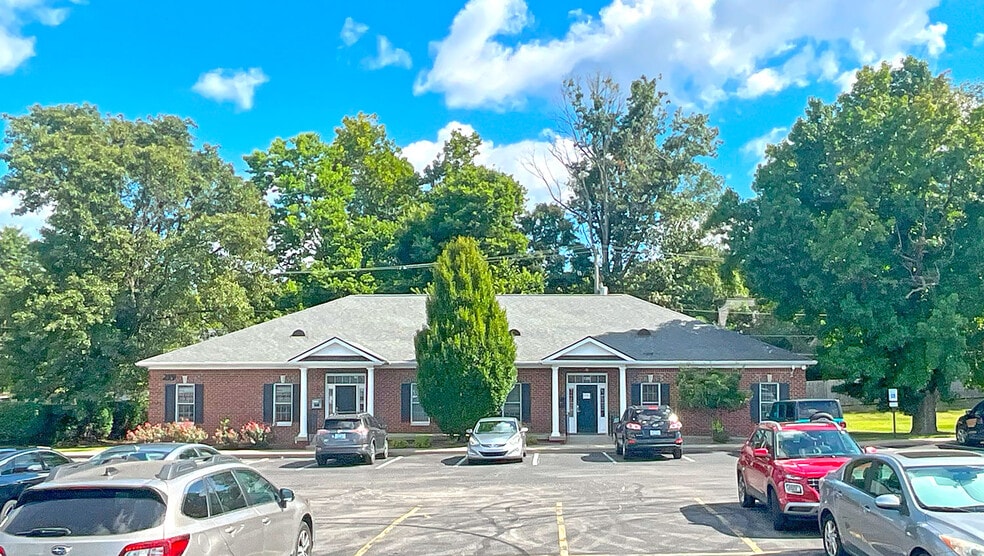 219 Southland Dr, Lexington, KY for lease - Building Photo - Image 2 of 4