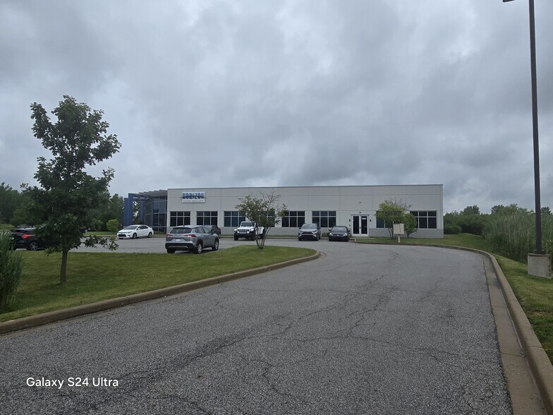 9980 Georgia St, Crown Point, IN à louer - Photo du bâtiment - Image 2 de 10