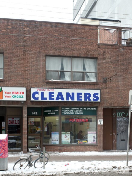742 King St W, Toronto, ON for sale - Primary Photo - Image 1 of 1