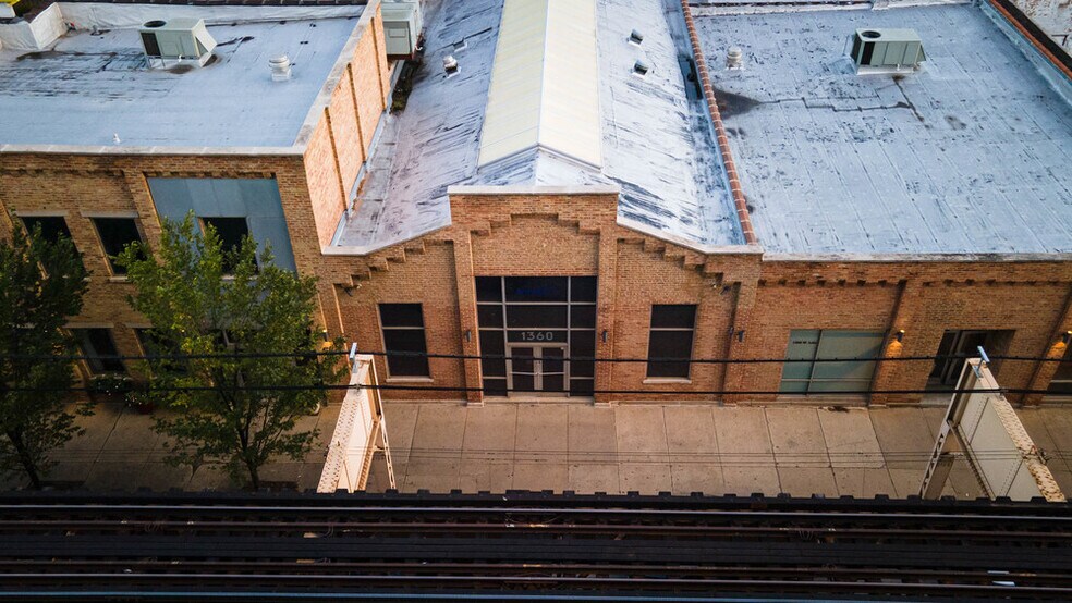 1360 W Lake St, Chicago, IL à louer - Photo du bâtiment - Image 2 de 14