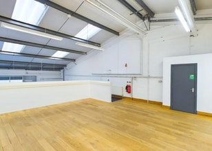 143 Charles St, Glasgow for lease Interior Photo- Image 2 of 2