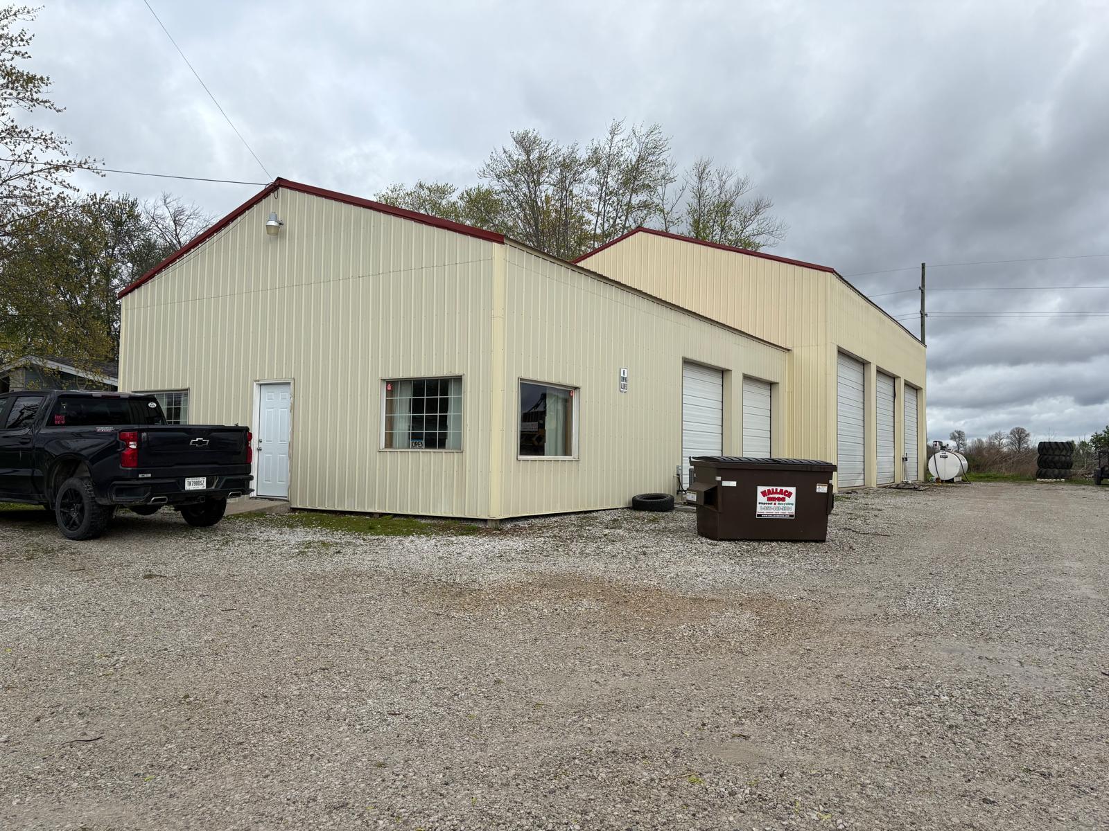 1367-0 E US Highway 40, Brazil, IN for lease Building Photo- Image 1 of 6