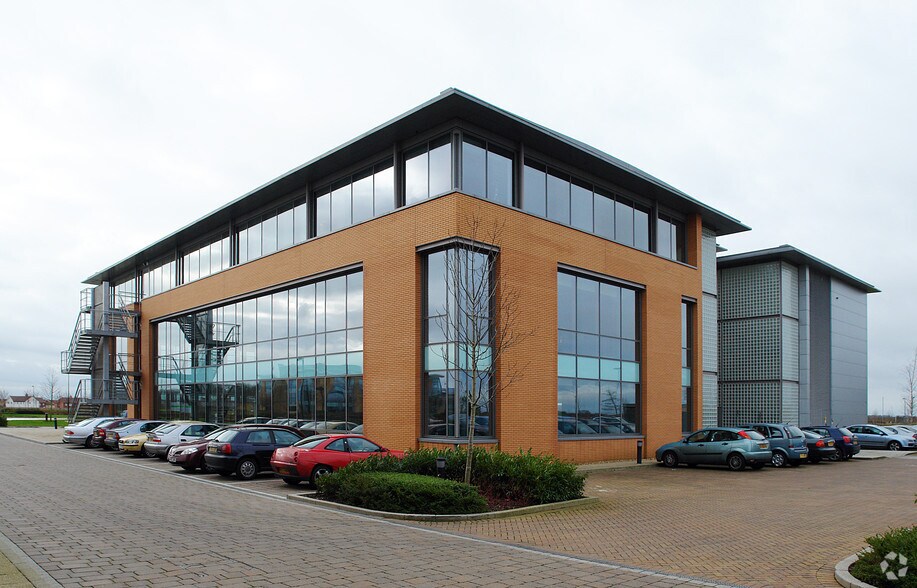 Cambourne Business Park, Cambridge à louer - Photo du bâtiment - Image 3 de 8