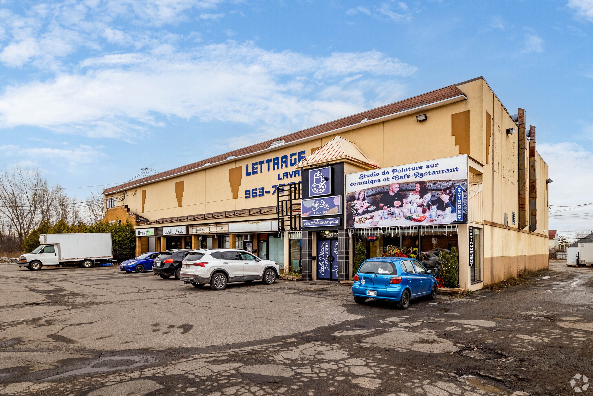 291-297 Boul Curé-Labelle, Laval, QC à vendre Photo principale- Image 1 de 1