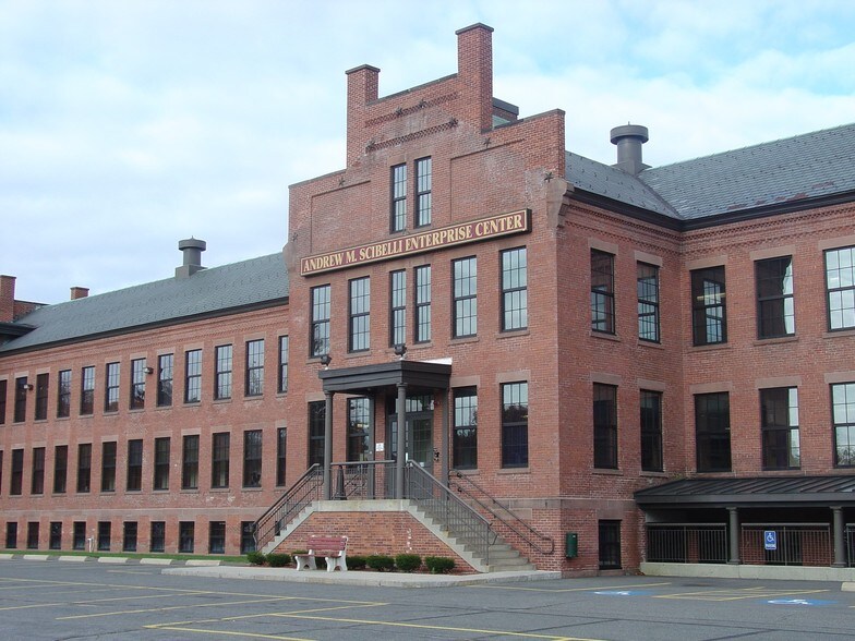 1 Federal St, Springfield, MA à louer - Photo du bâtiment - Image 2 de 11