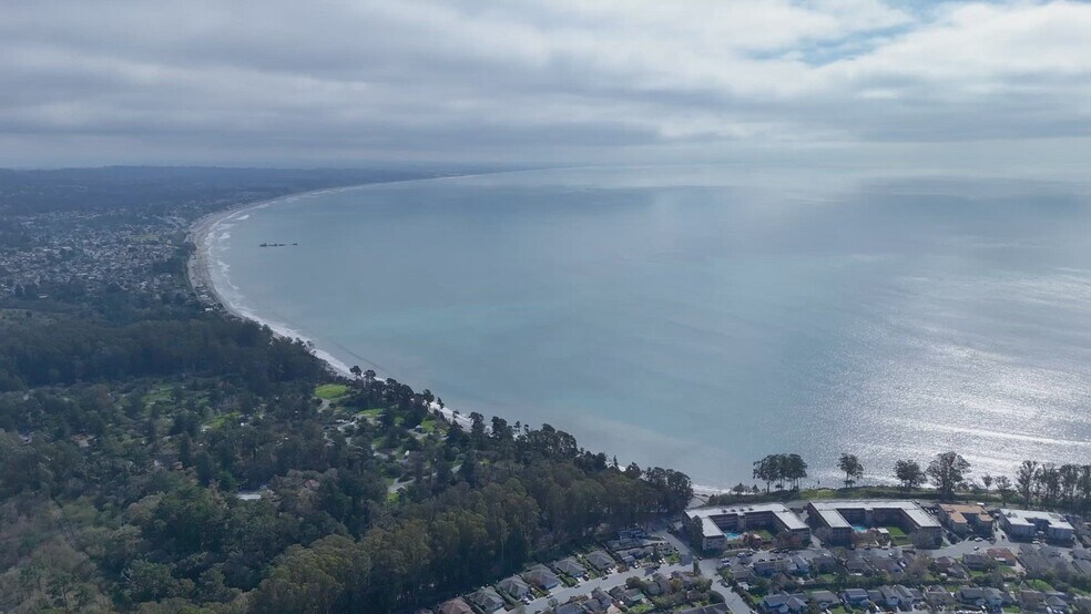 5606 Soquel Dr, Soquel, CA à vendre - Vidéo sur l’inscription commerciale - Image 2 de 10