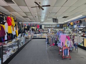2517 E Fremont St, Stockton, CA for lease Interior Photo- Image 2 of 5
