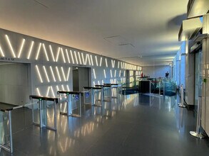 65 Avenue Jules Cantini, Marseille for lease Interior Photo- Image 1 of 12