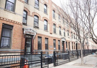 Plus de détails pour 12-Unit Multifamily/ Upside in Prime Ast – Multi-résidentiel à vendre, Astoria, NY