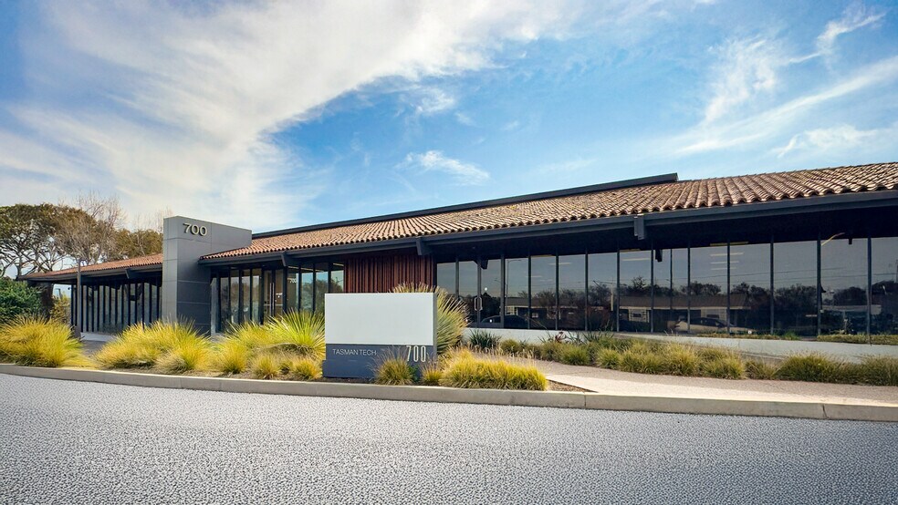 1455 McCarthy Blvd, Milpitas, CA à louer - Photo du bâtiment - Image 2 de 3